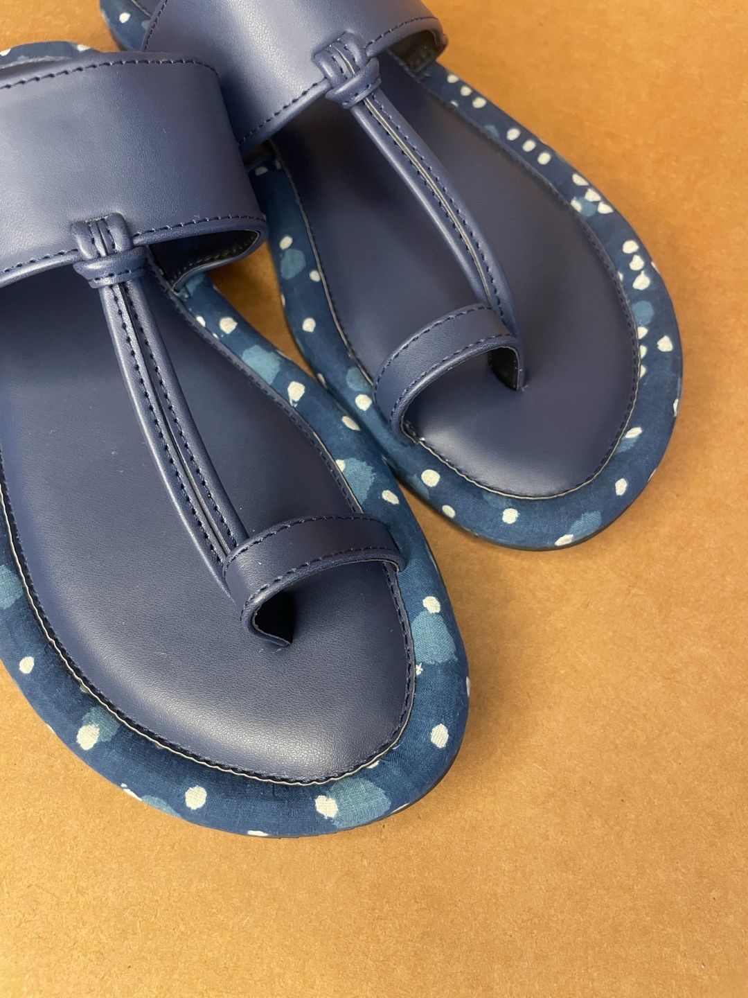 Dabu Print Art Chappals