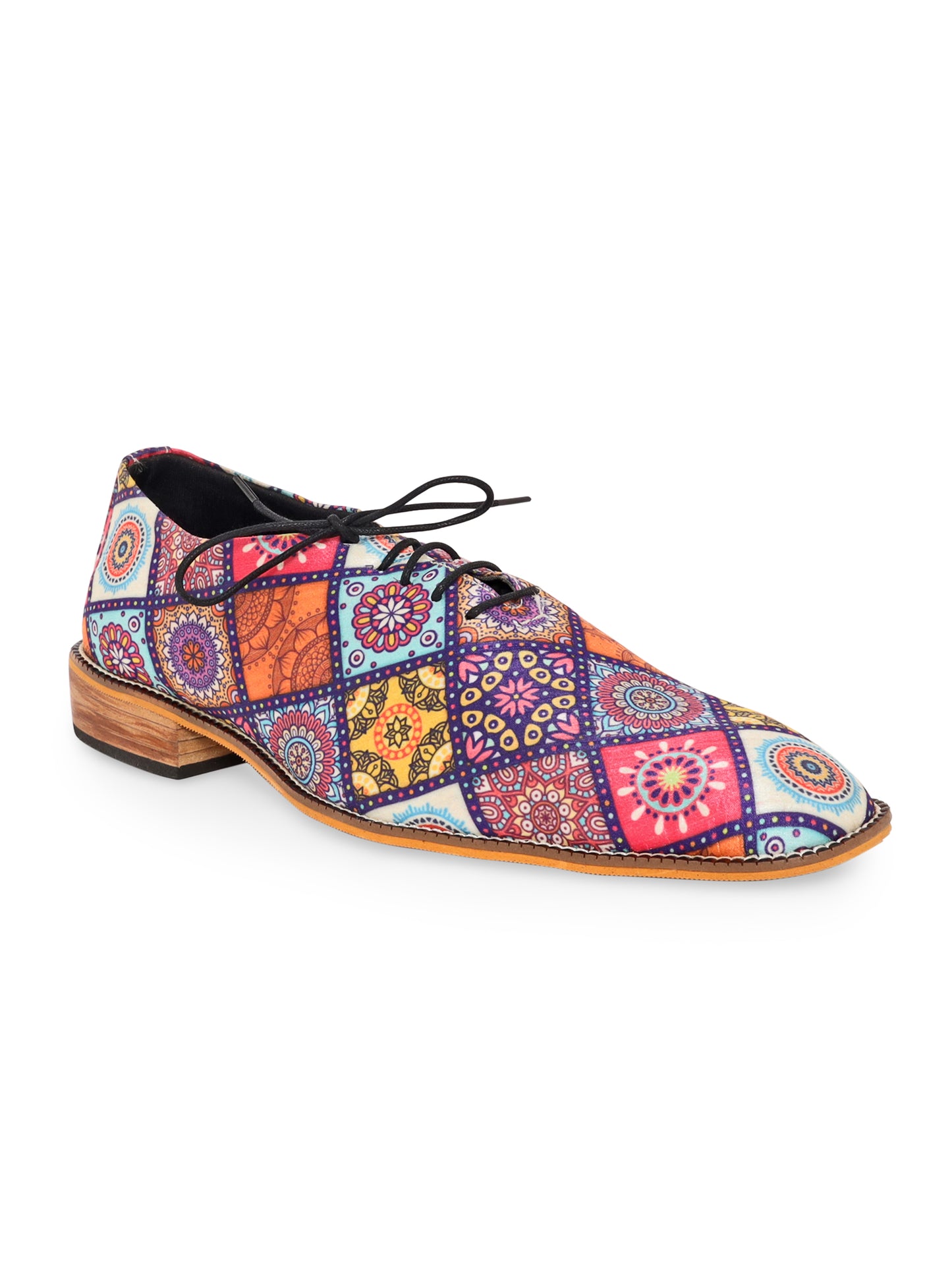 Bhil Work Mandala Tappered Shoes