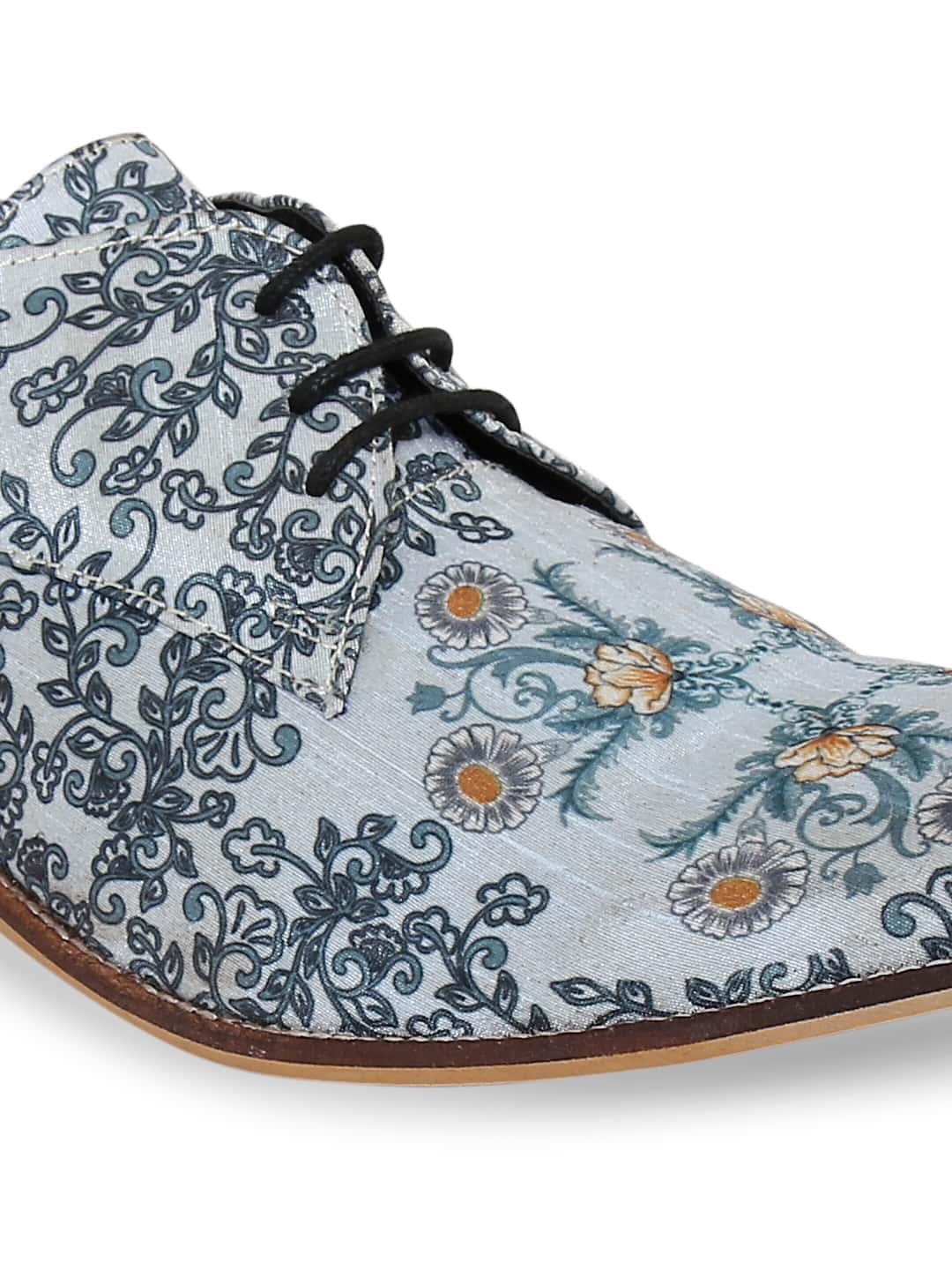 Sky Blue Whole Cut Shoes