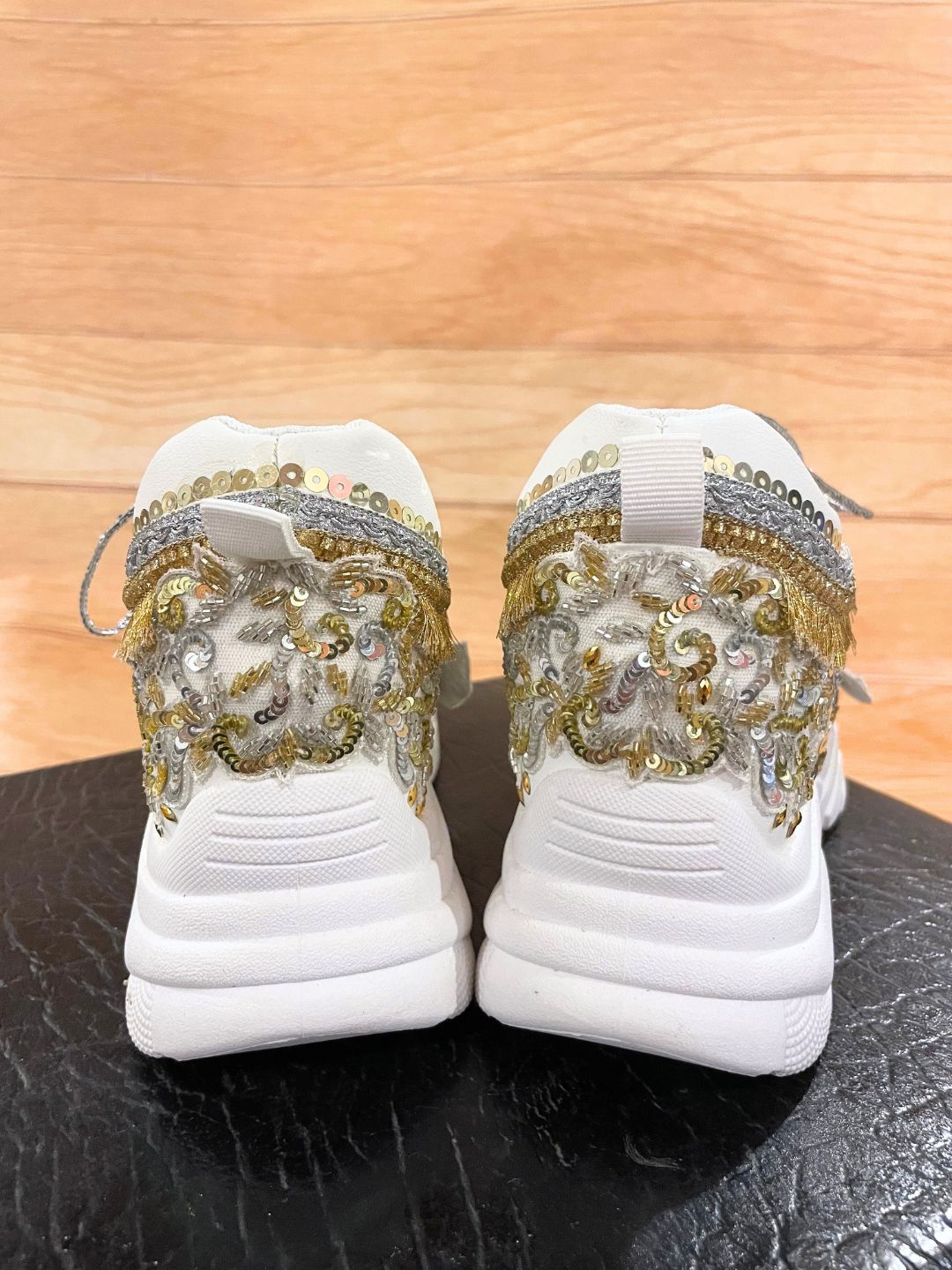 Amazon.com : Rhinestone Sneakers for Women Shiny Sequin Crystal Platform  Shoes with Bowknot Fashion Sneakers Dressy Flat Slip Ons Loafers Cute  Comfortable Round Toe Glitter Bling Shoes Flatform Party Dress Shoes :