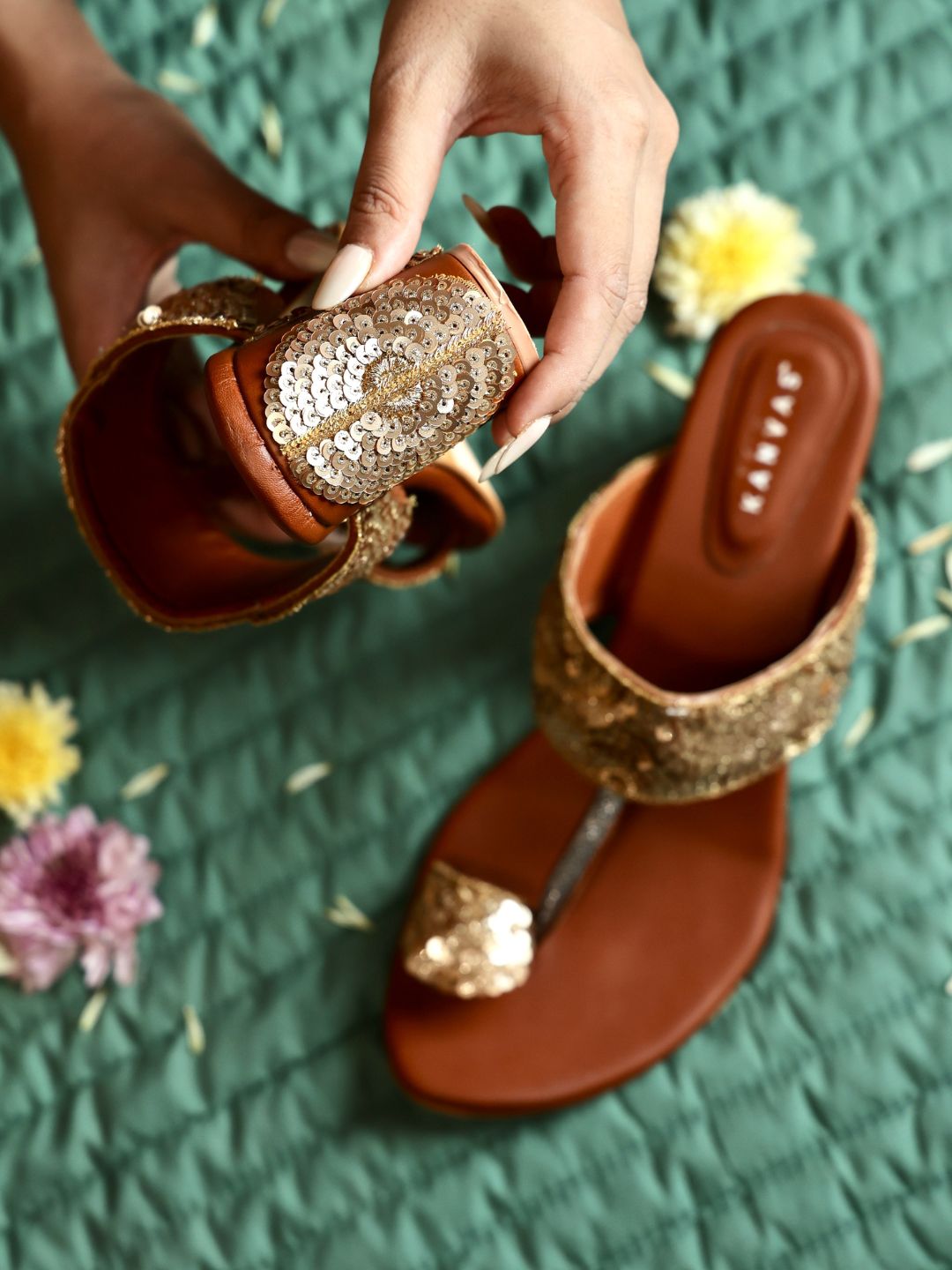 Celebrate traditions,Celebrate style with Kolhapuri heels! ✨” Free prepaid  shipping | Avail international shipping . #preetkaur… | Instagram
