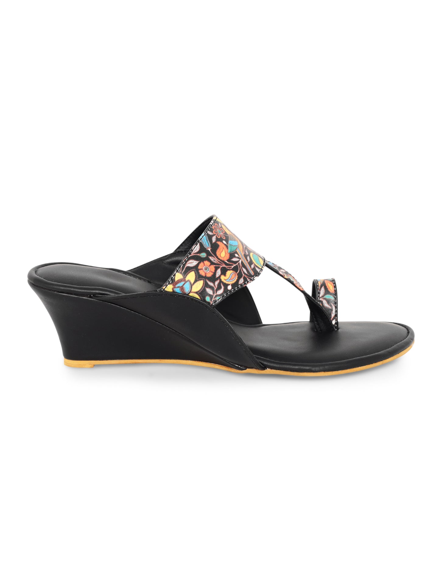Eleanor Handmade Wedged Kolhapuri