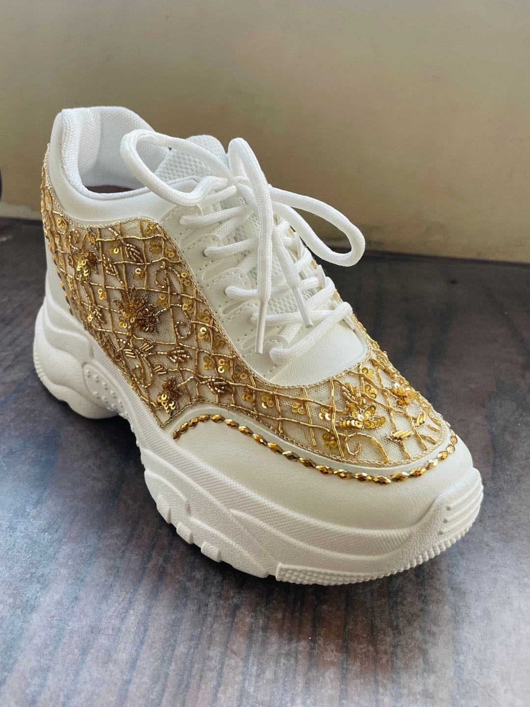 Classic Gold Custom made Kanvas Sneakers