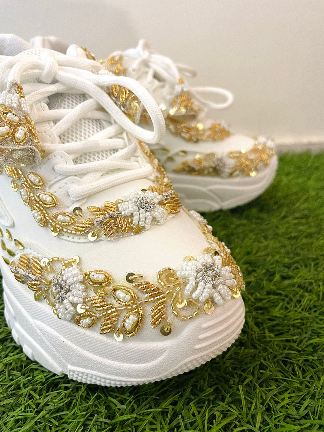 Gold Tassel Intricate Embroidered Kanvas Sneakers