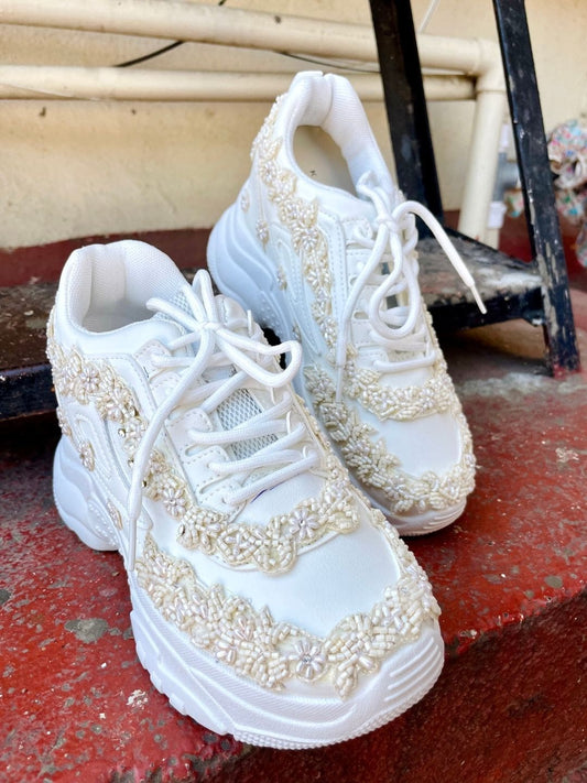 White Pearl Work Kanvas Sneakers